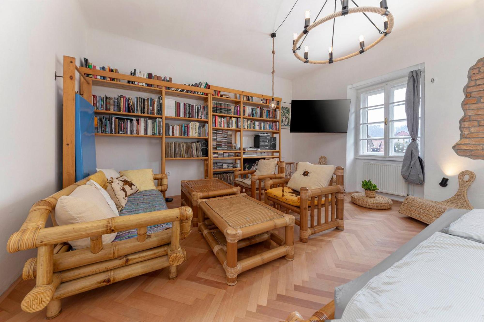 Historical Caserne Apartment Lubiana Esterno foto